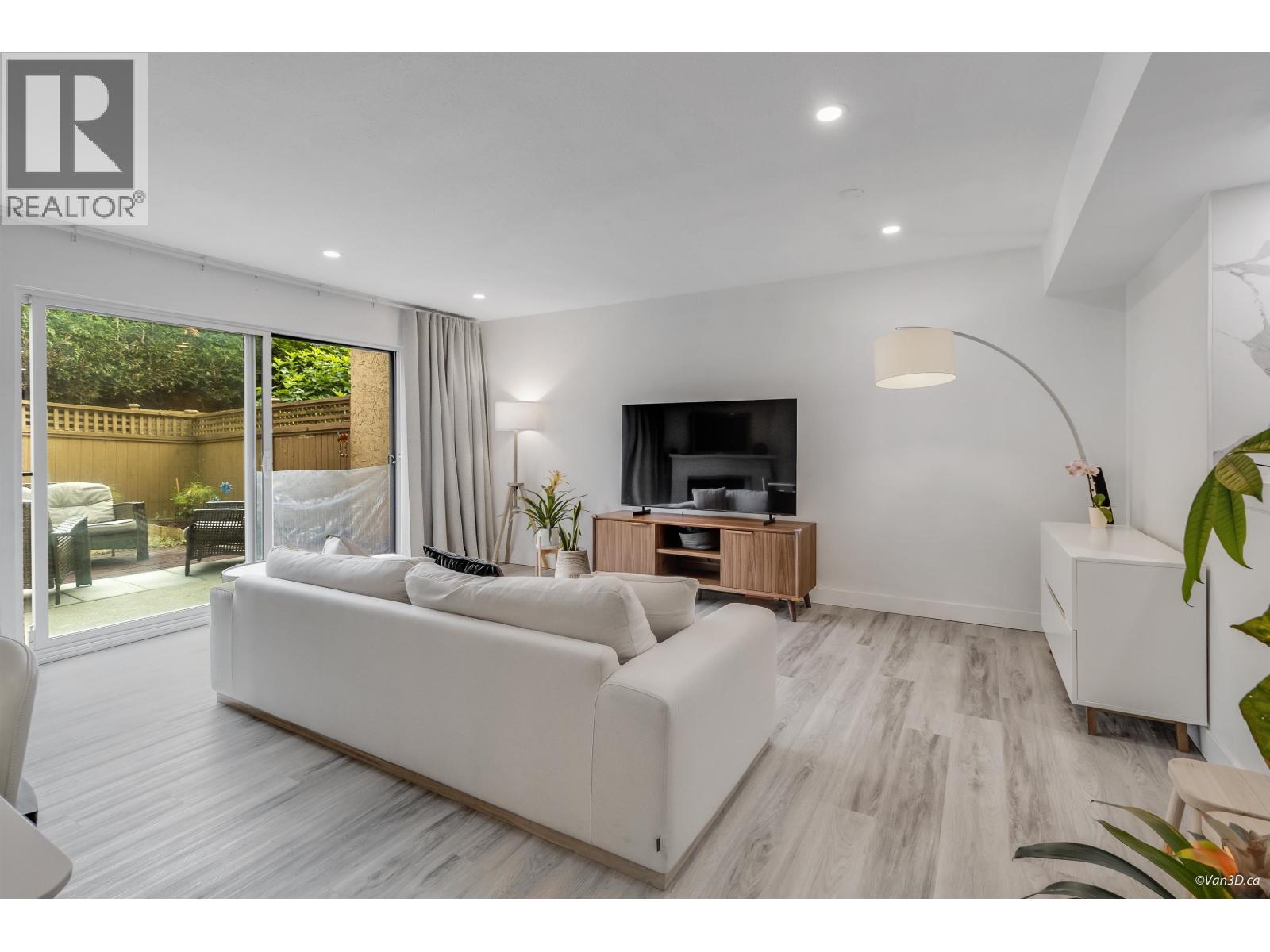 #27-6100 TIFFANY Boulevard, Richmond