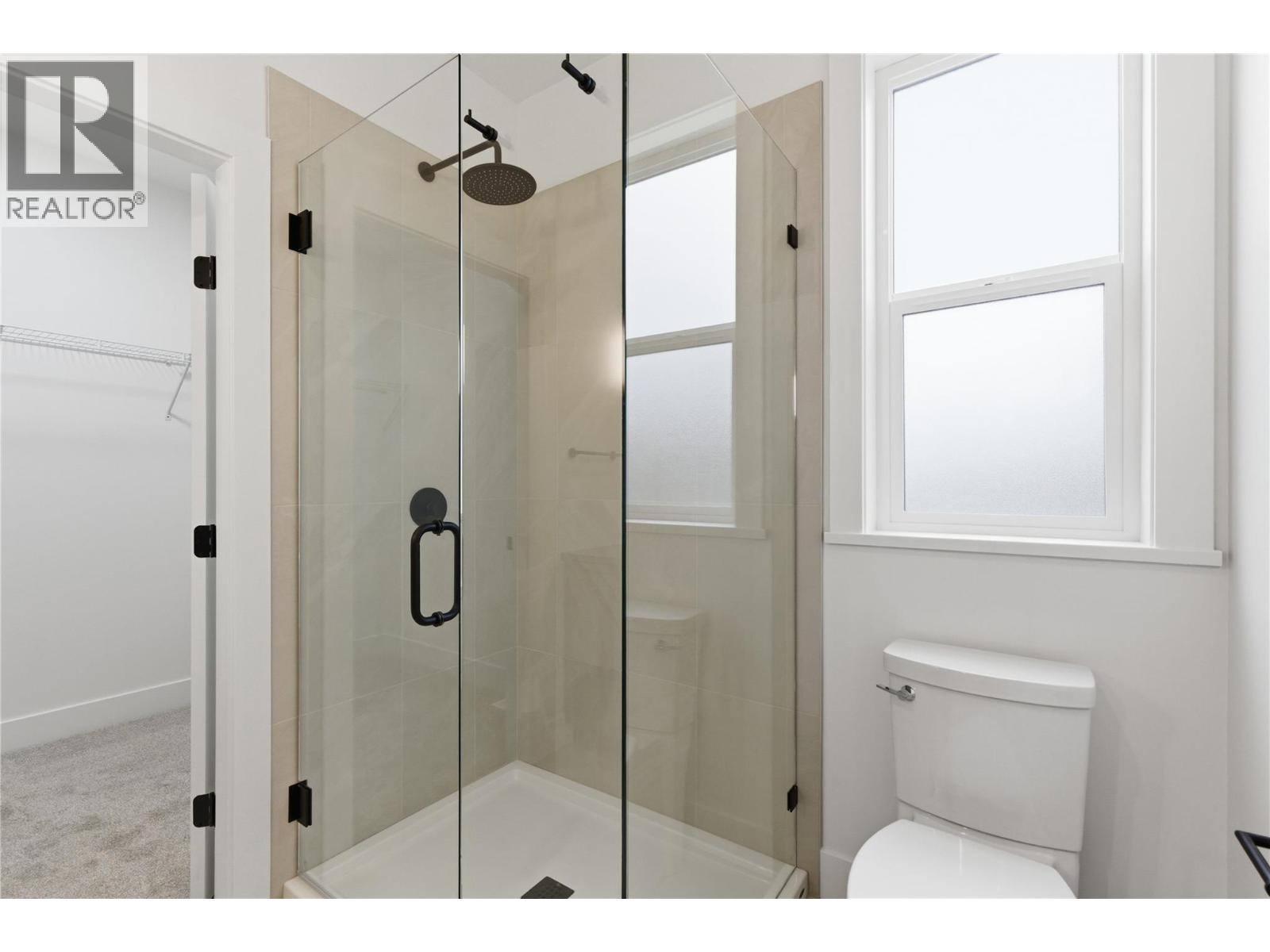 2468 Bradley Drive, Armstrong