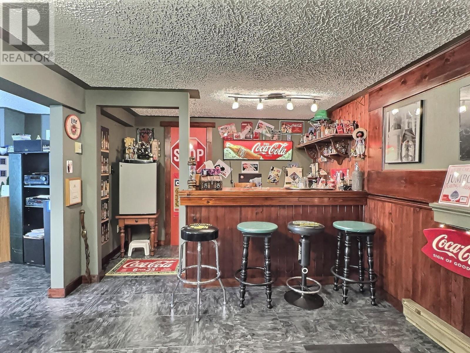 61 Franklin Drive - 11