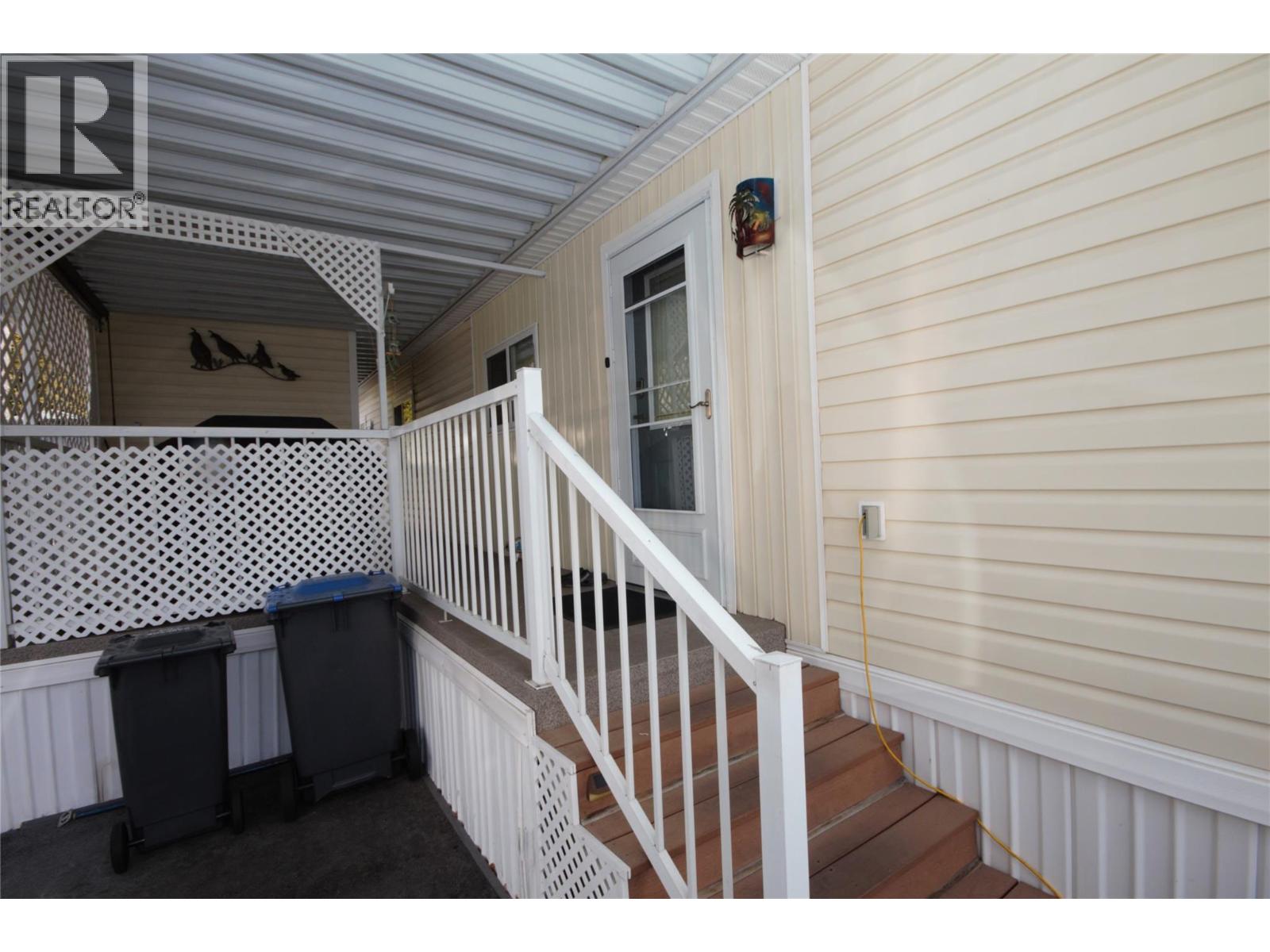 8598 97 Highway Unit# 6, Oliver