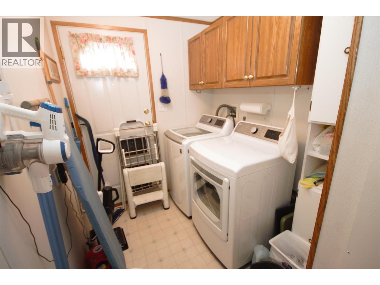 8598 97 Highway Unit# 6, Oliver