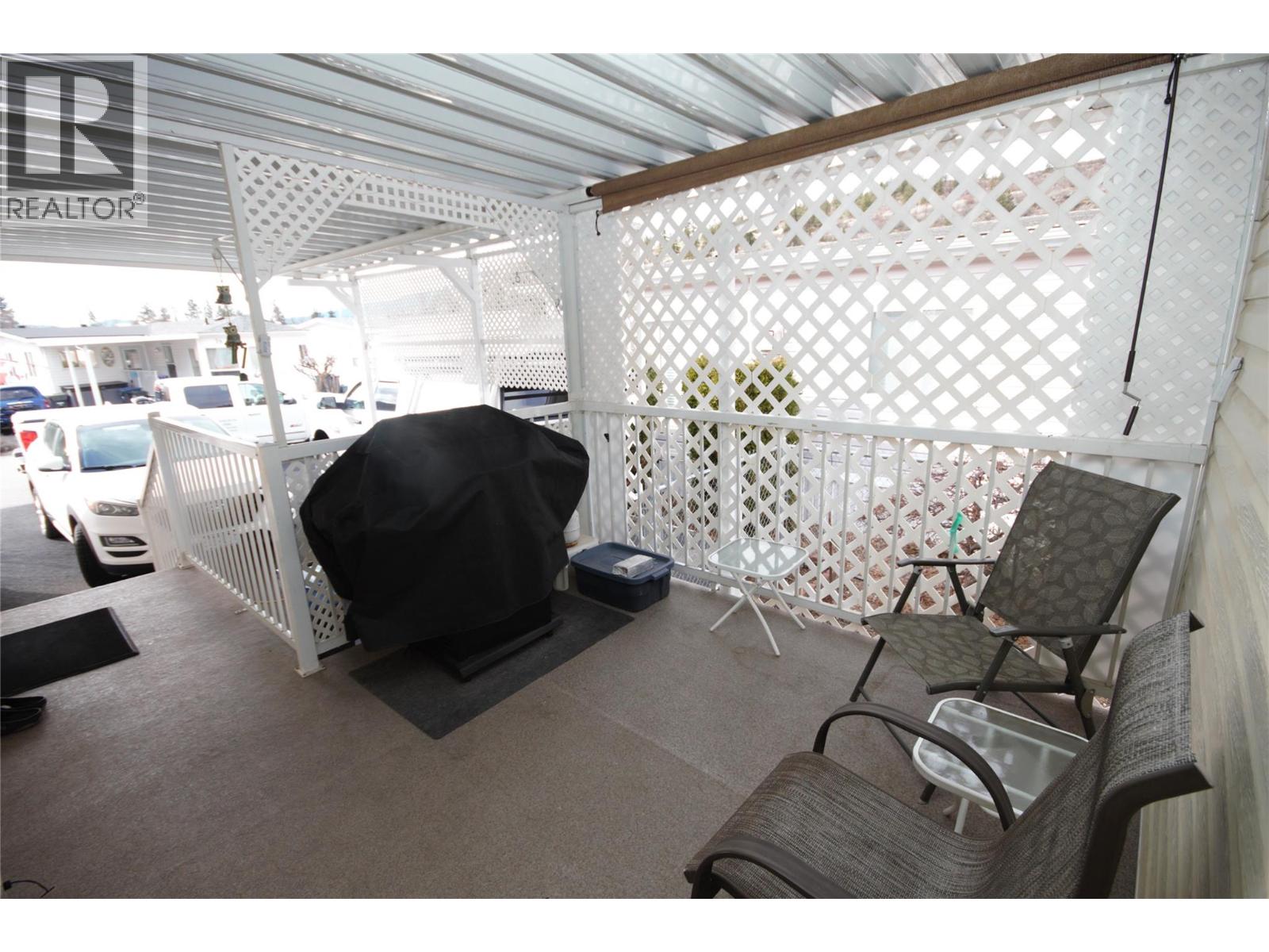 8598 97 Highway Unit# 6, Oliver