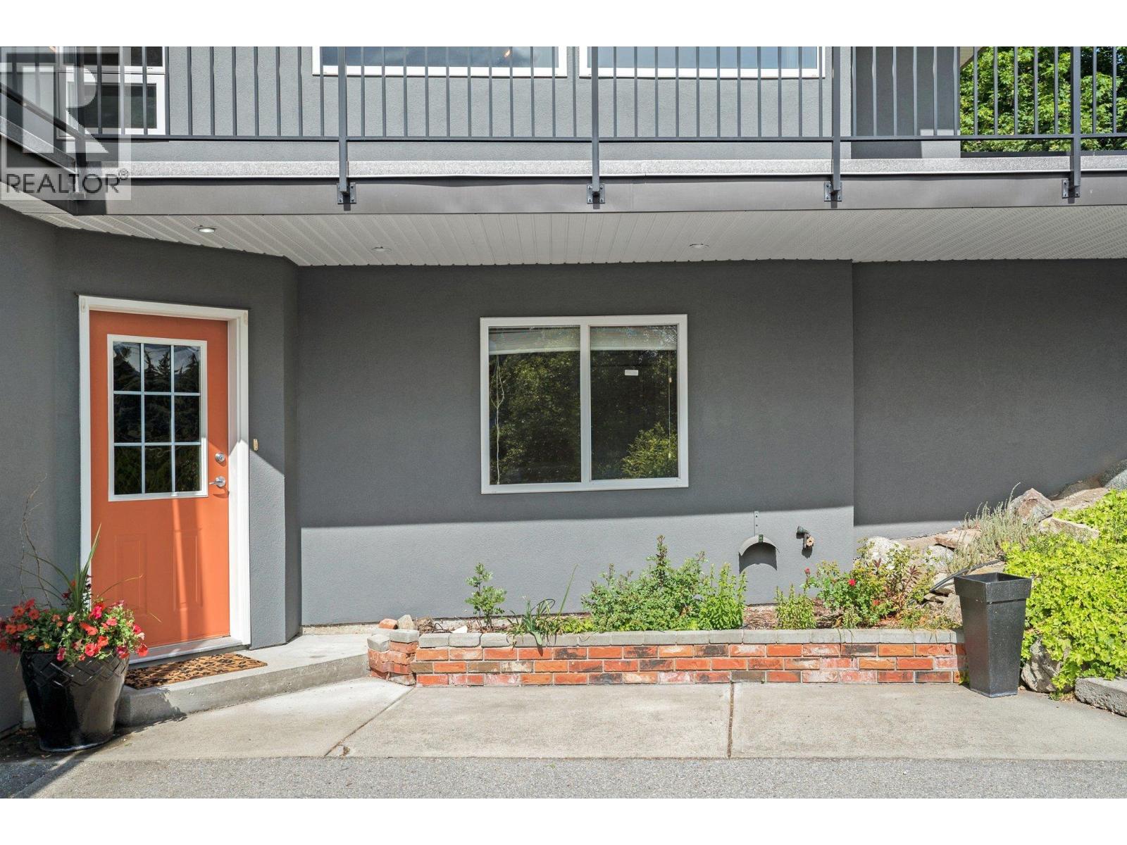 220 West Bench Drive, Penticton