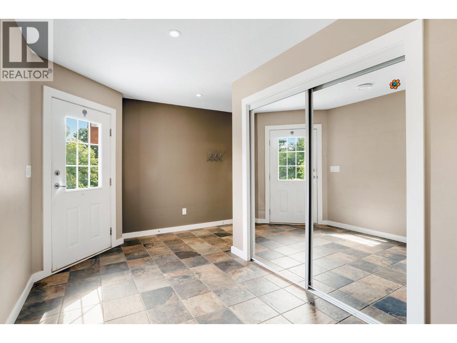 220 West Bench Drive, Penticton