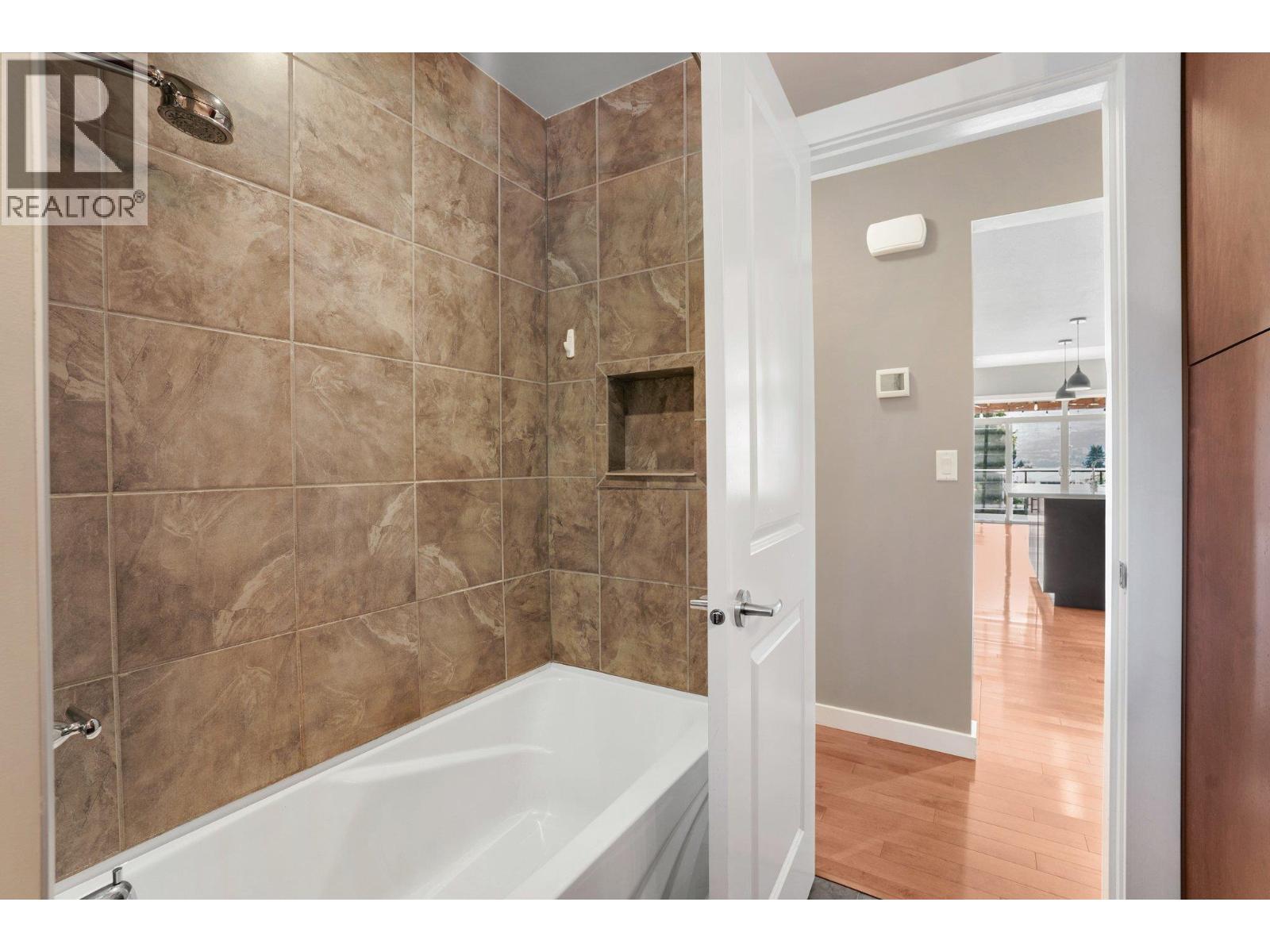 220 West Bench Drive, Penticton