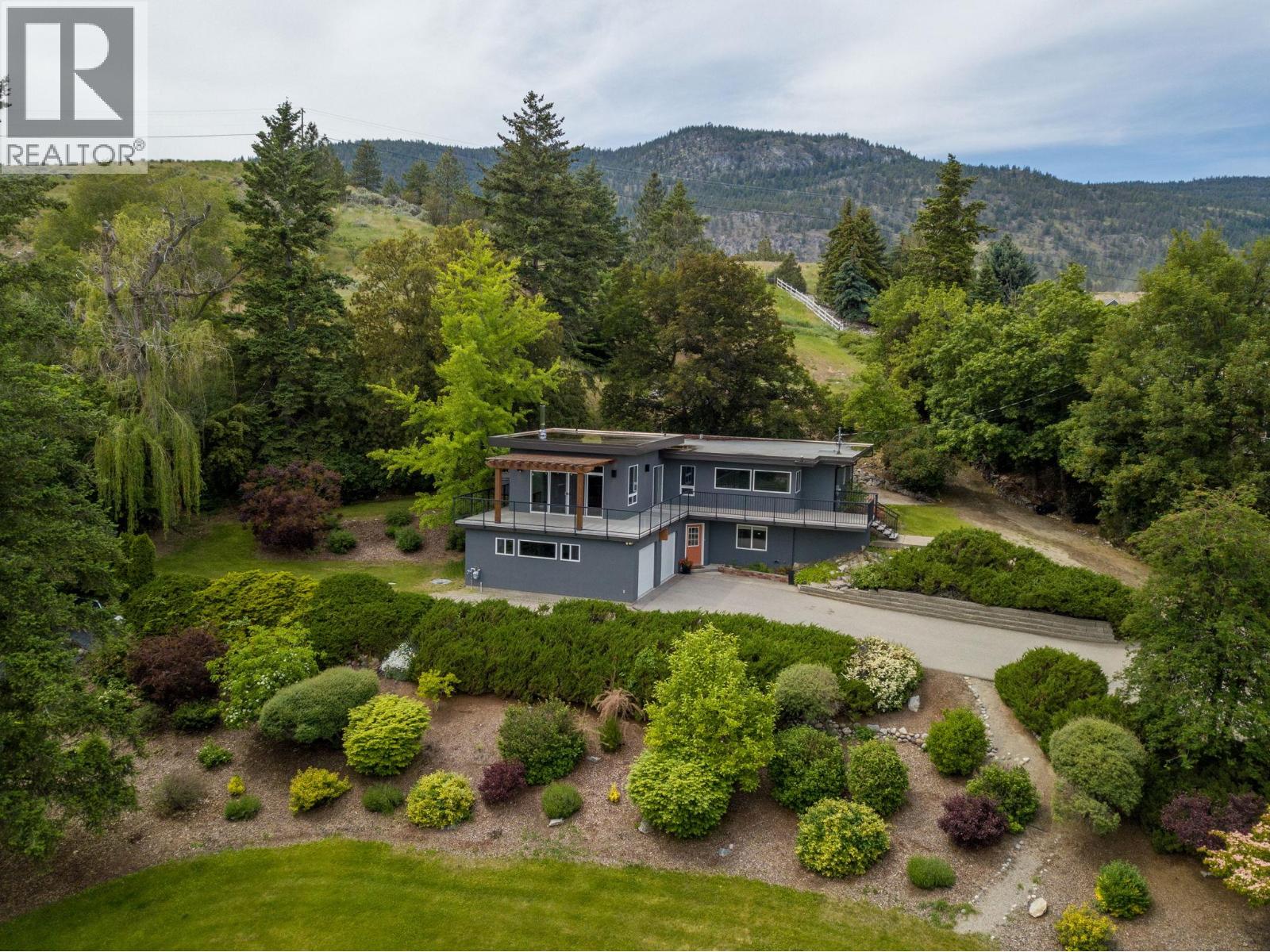 220 West Bench Drive, Penticton