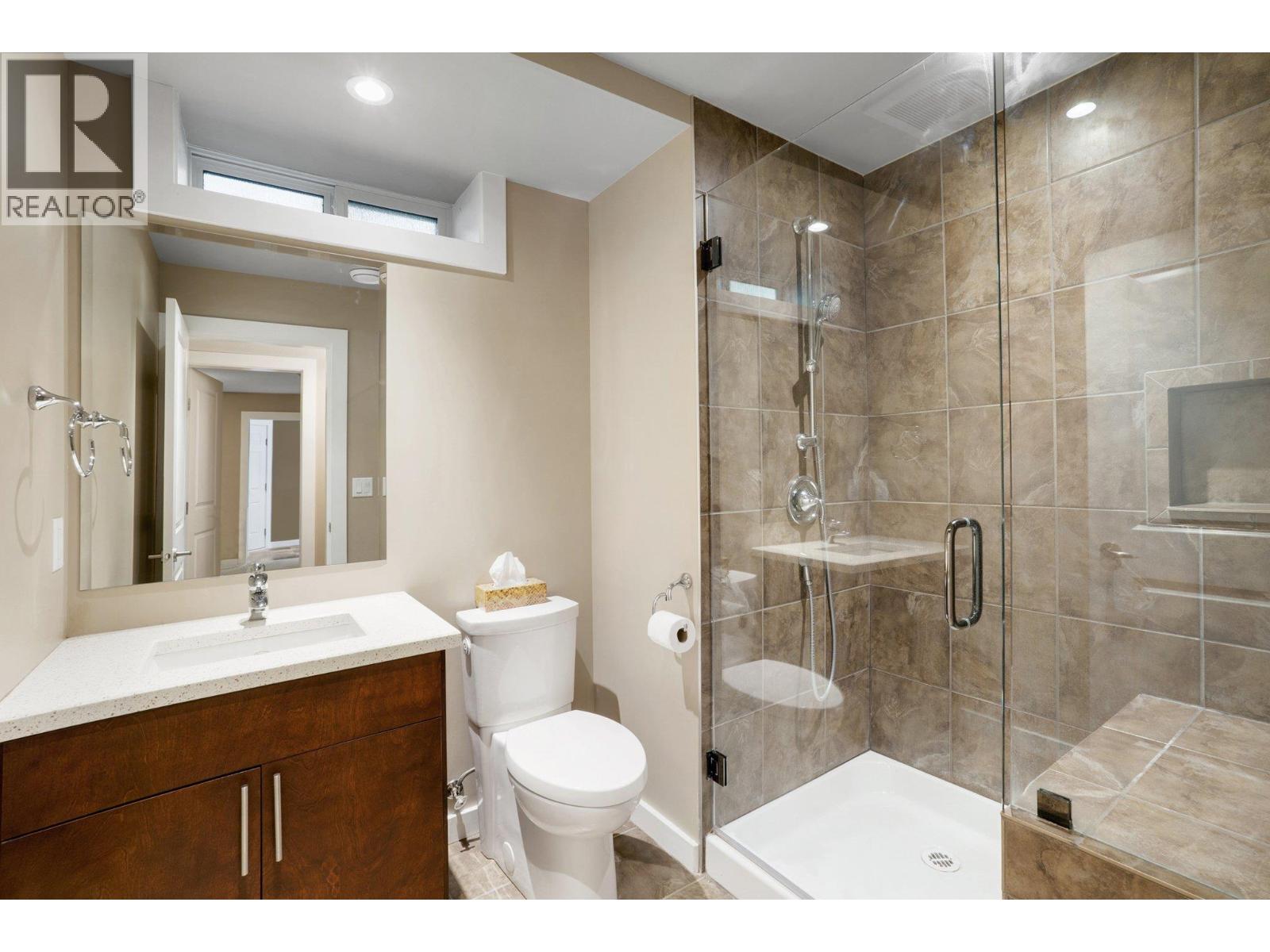 220 West Bench Drive, Penticton