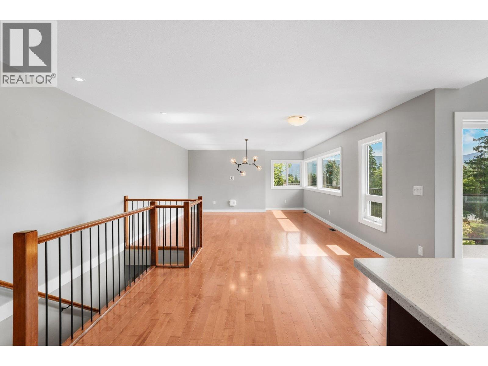 220 West Bench Drive, Penticton