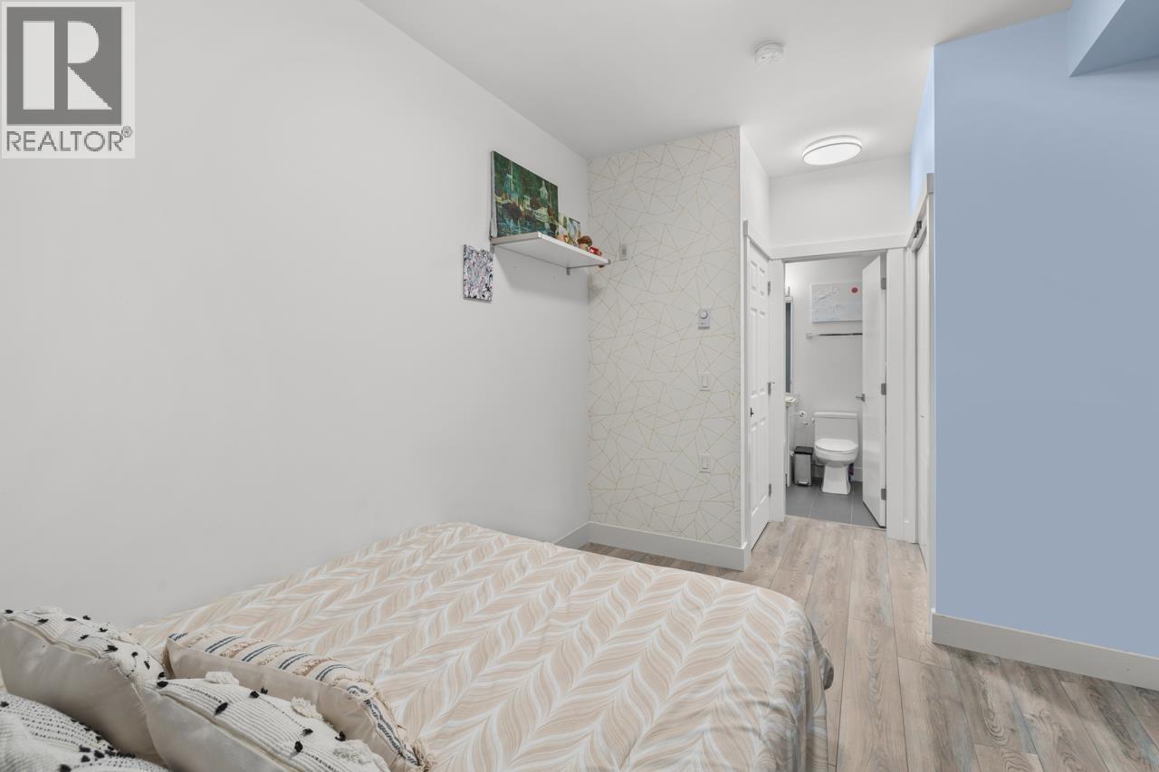 306 22577 ROYAL CRESCENT, Maple Ridge