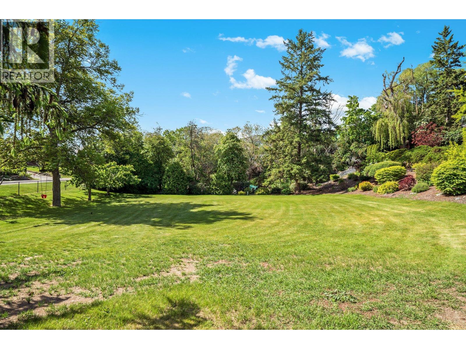 220 West Bench Drive, Penticton