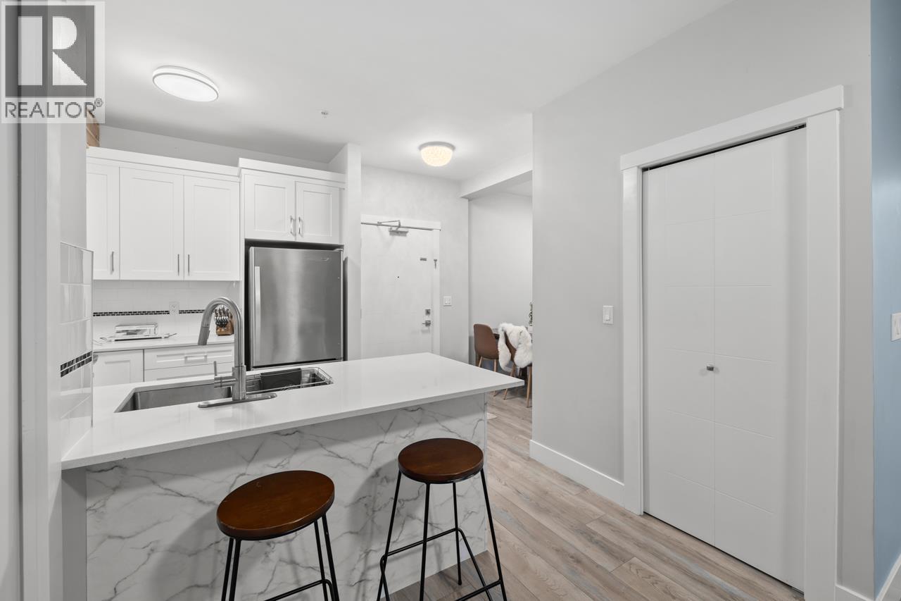 306 22577 ROYAL CRESCENT, Maple Ridge