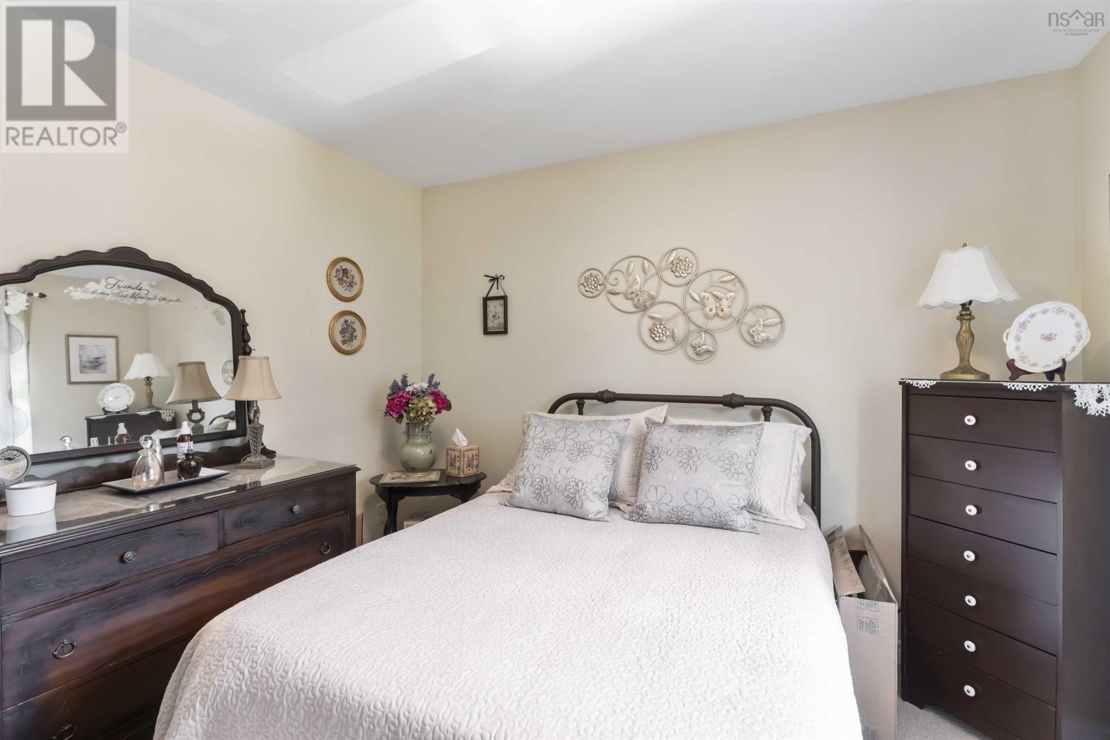 Property 9 of 22 of 439 Park Street