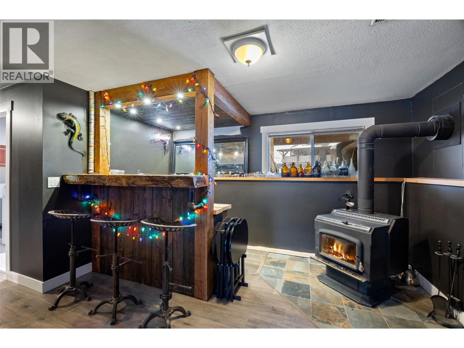 453 ROBIN Drive, Barriere