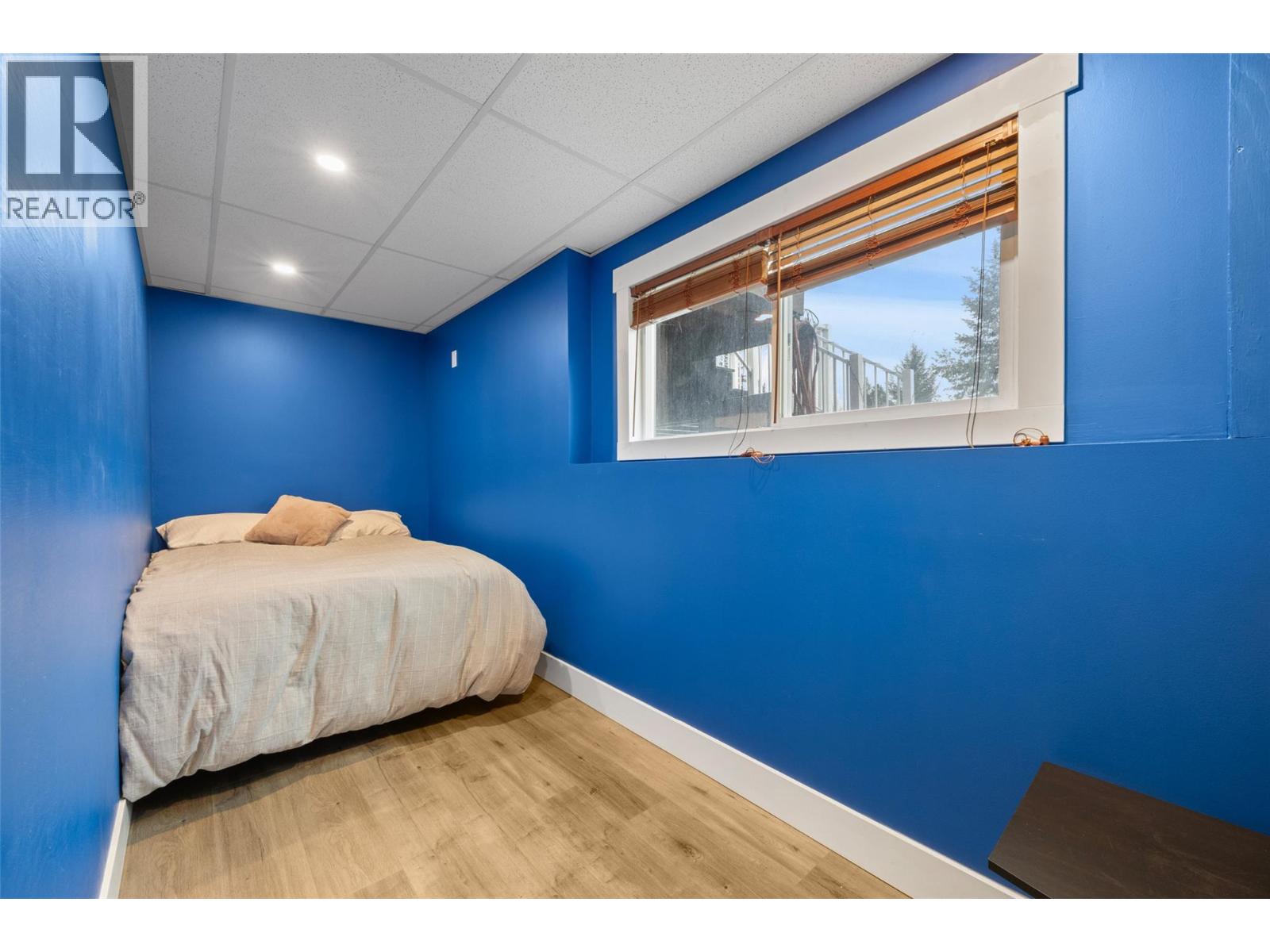 453 ROBIN Drive, Barriere