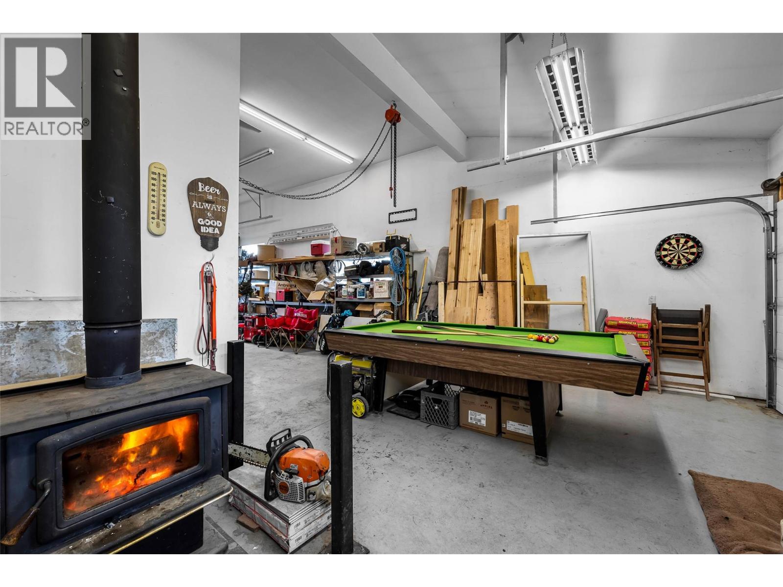 453 ROBIN Drive, Barriere