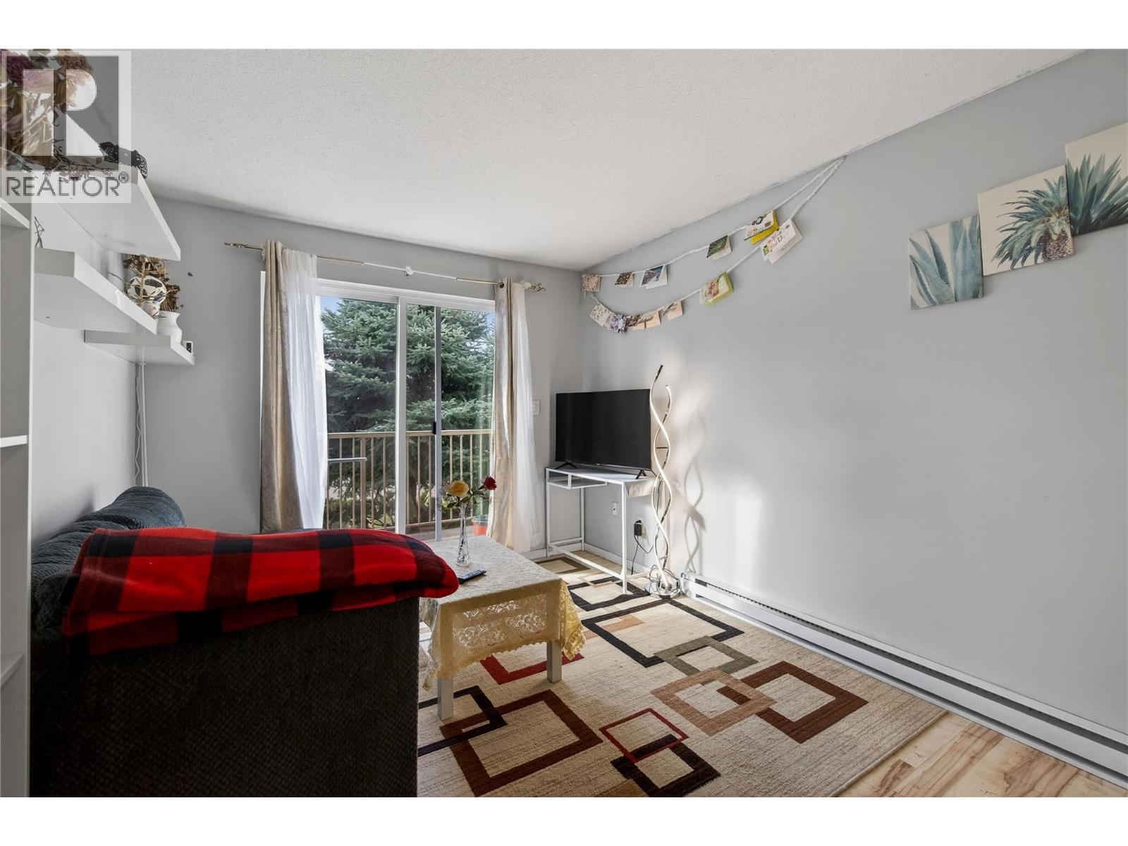 #215 3304 35th Avenue - 5