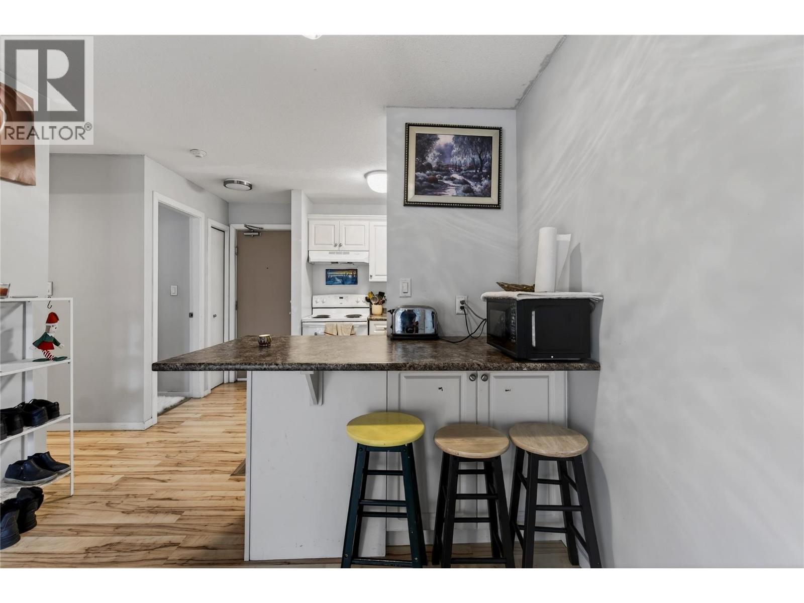 #215 3304 35th Avenue - 7