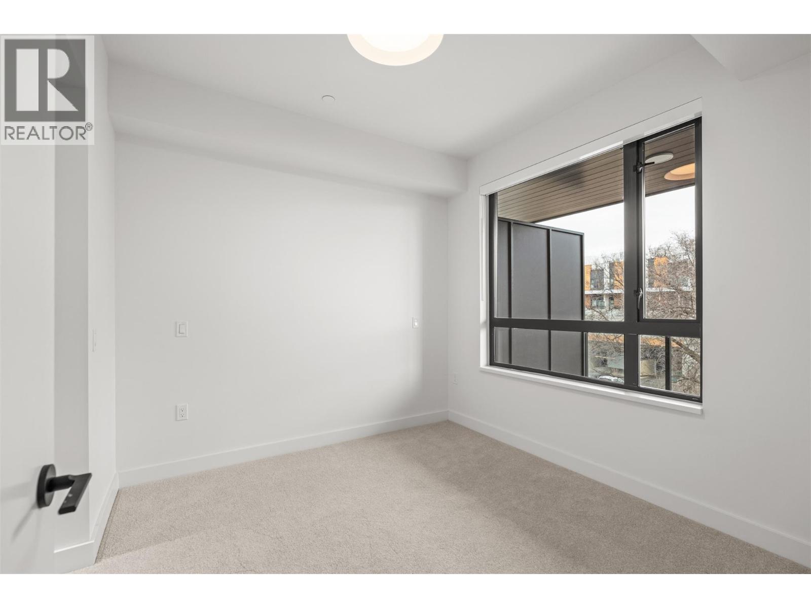 308 3051 Abbott Street, Kelowna