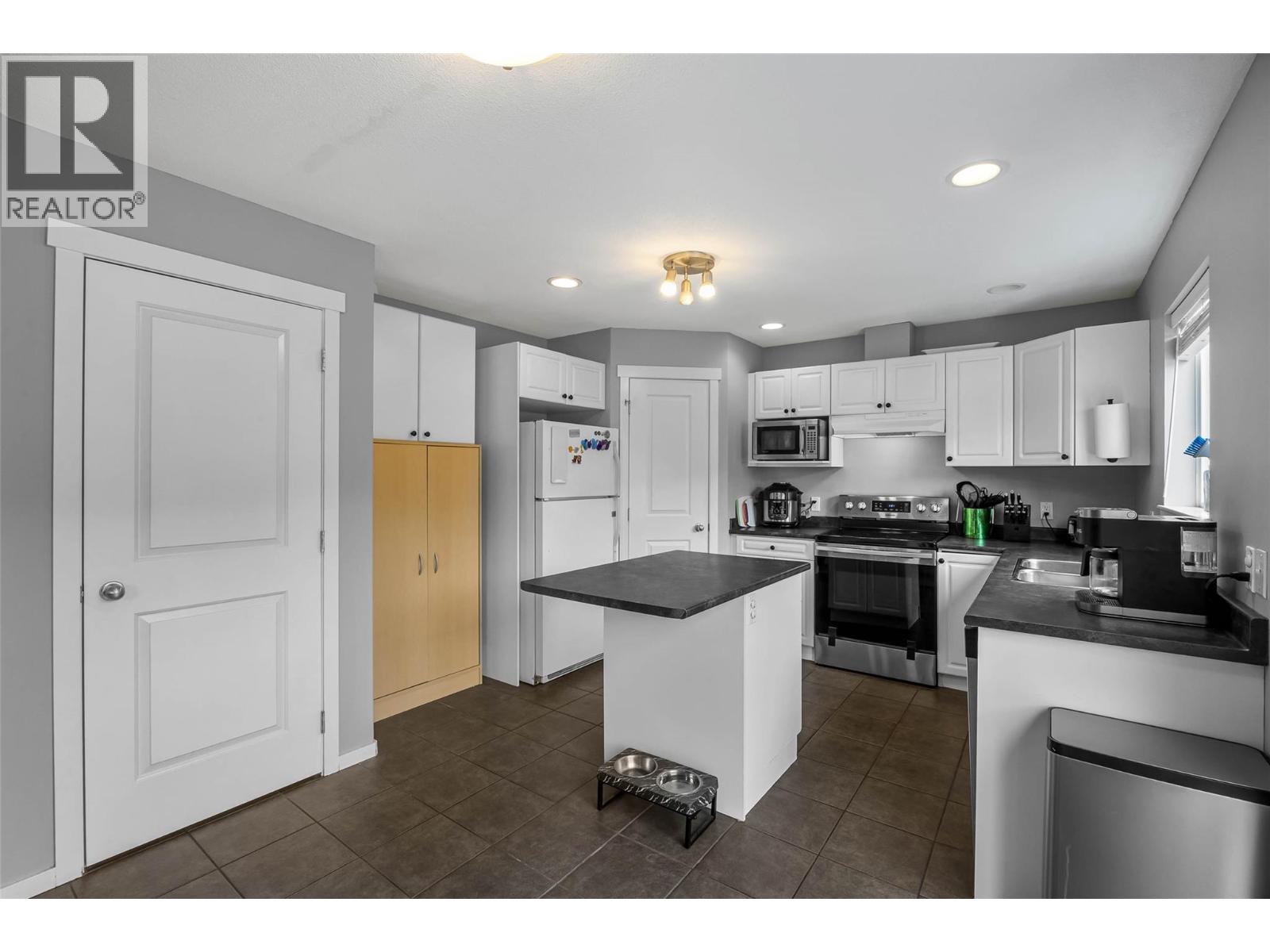 5200 Dallas Drive Unit# 40, Kamloops