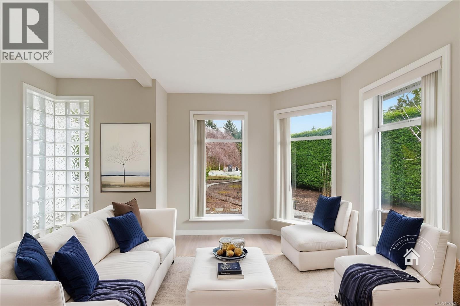 576 Dalmatian Dr, Parksville