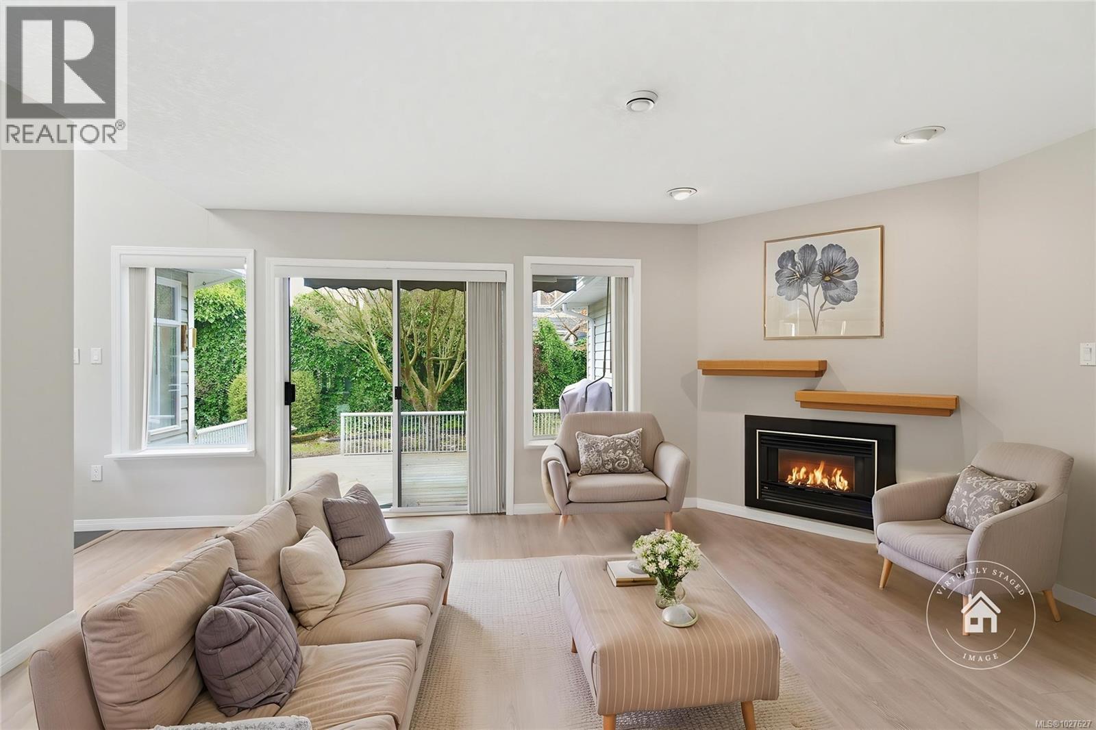 576 Dalmatian Dr, Parksville