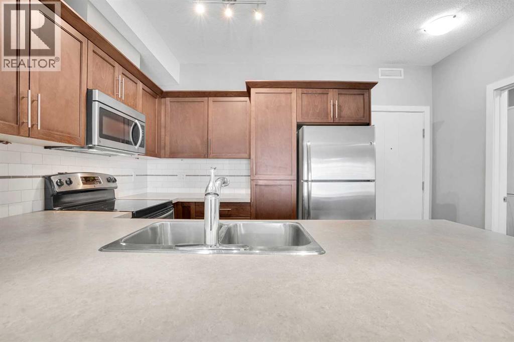 Single Family House for Sale in   Royal Oak Plaza NW Royal Oak Calgary 