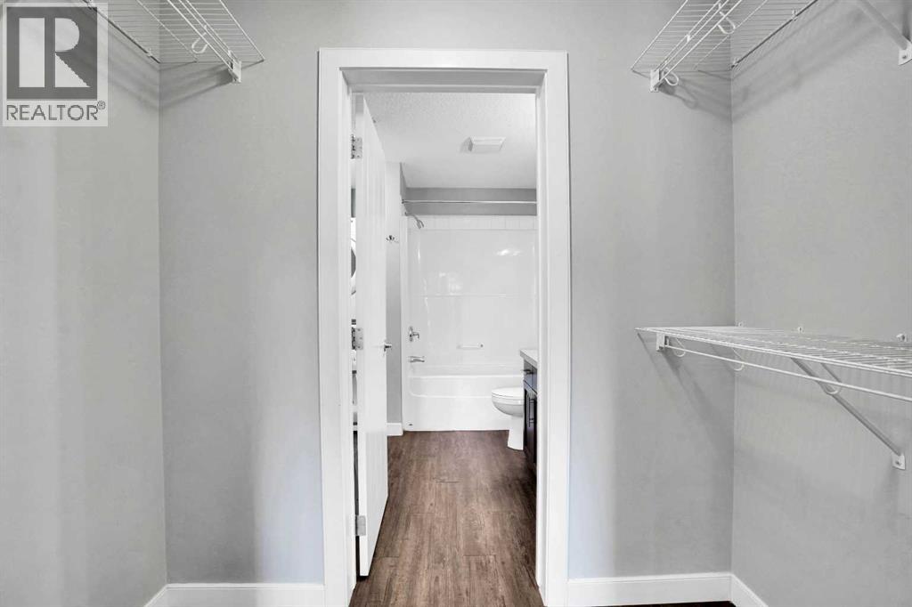 Single Family House for Sale in   Royal Oak Plaza NW Royal Oak Calgary 