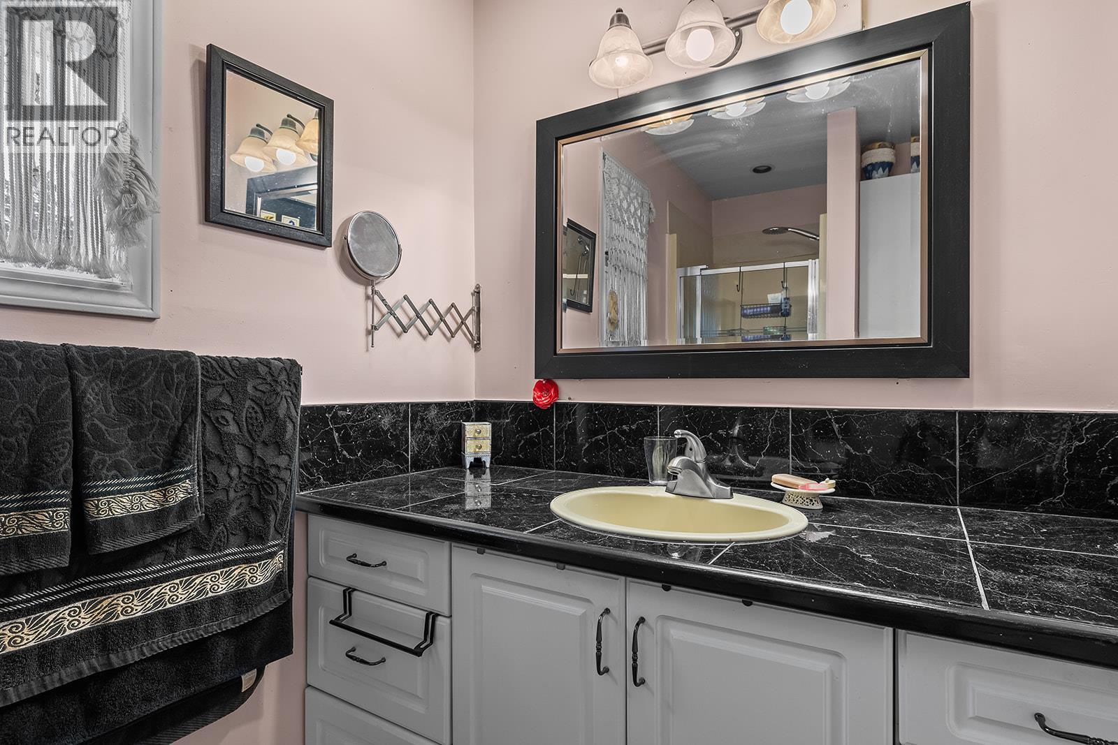 3219 Sagebrush Court, West Kelowna