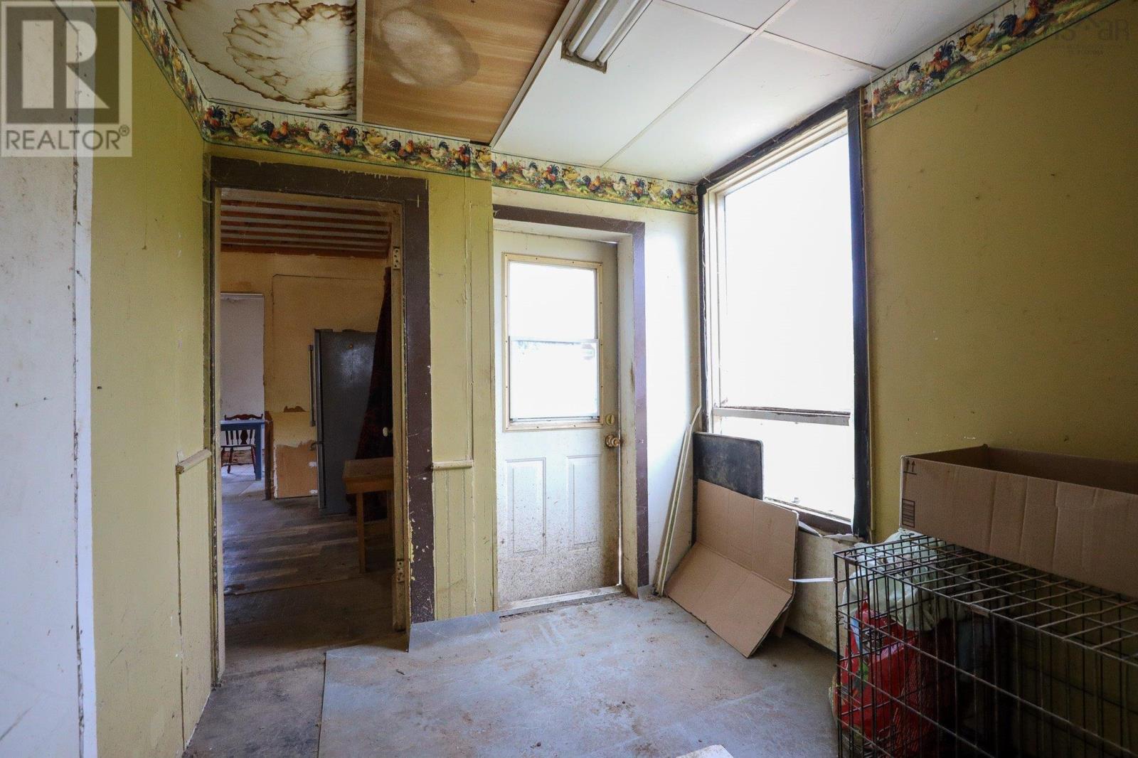 Property 21 of 49 of 824 Beech Hill Road