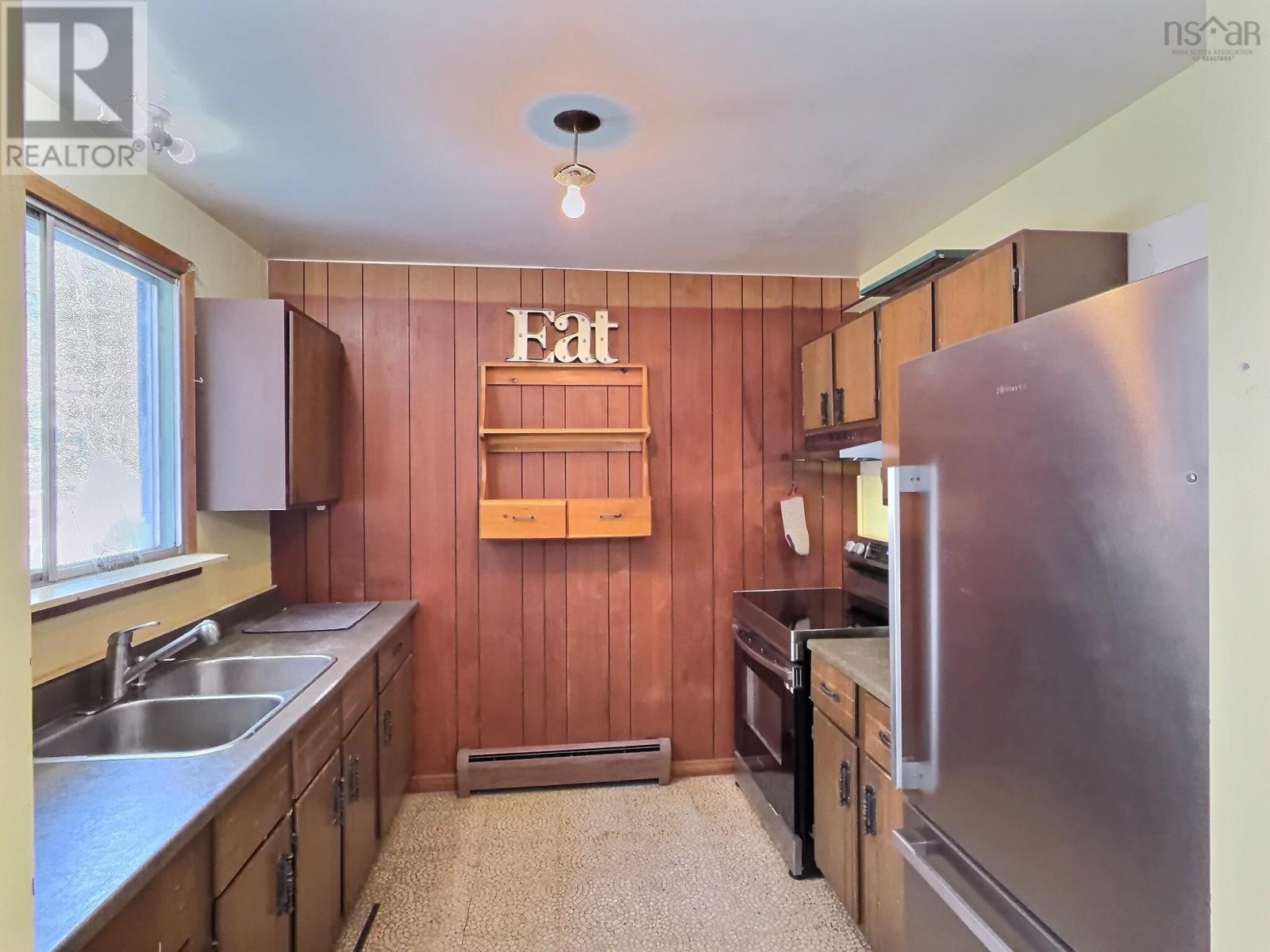 Property 3 of 21 of 11558 NS-224