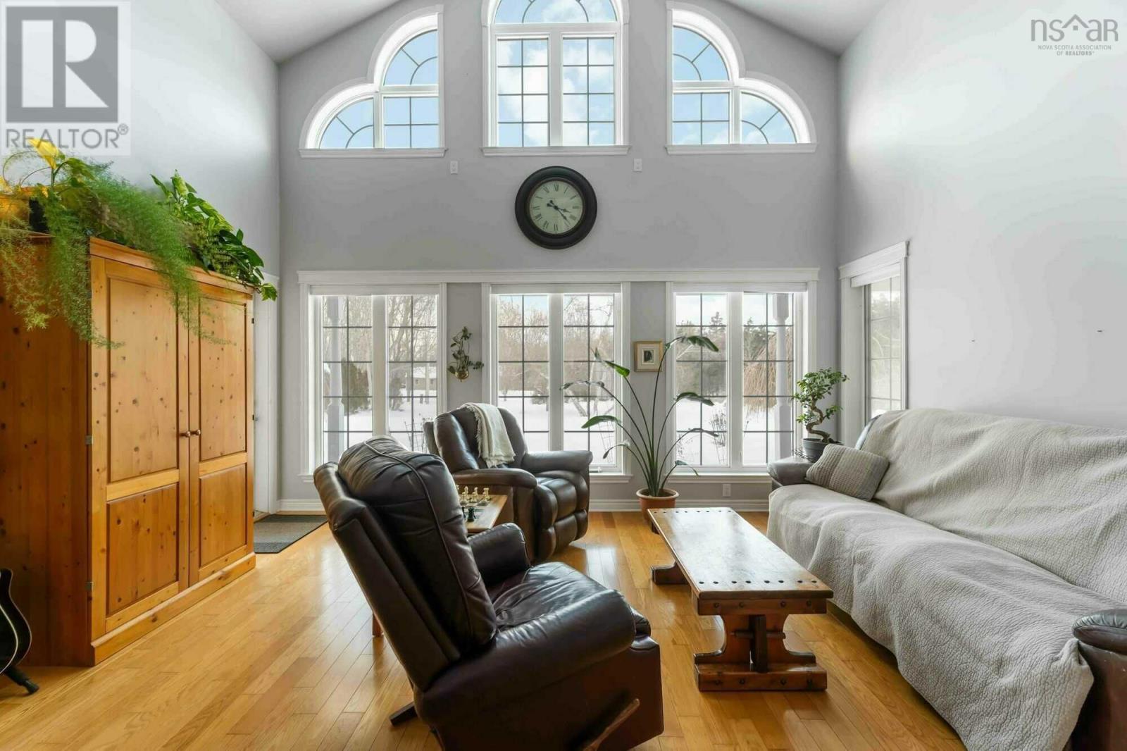 Property 4 of 21 of 2700 Prospect Road