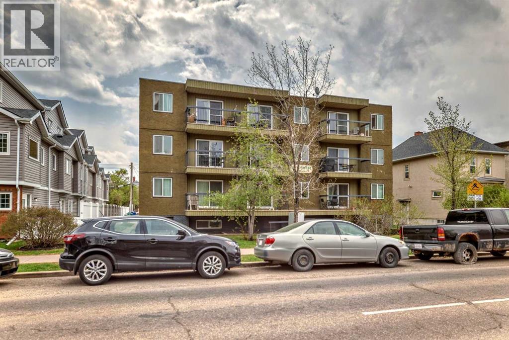 Single Family House for Sale in    Avenue SW Sunalta Calgary 