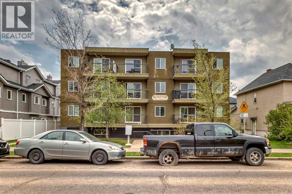 Single Family House for Sale in    Avenue SW Sunalta Calgary 