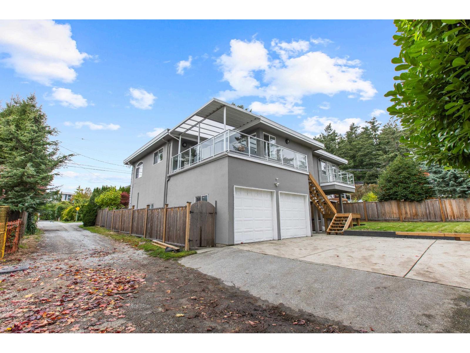 1170 DOLPHIN STREET, White Rock