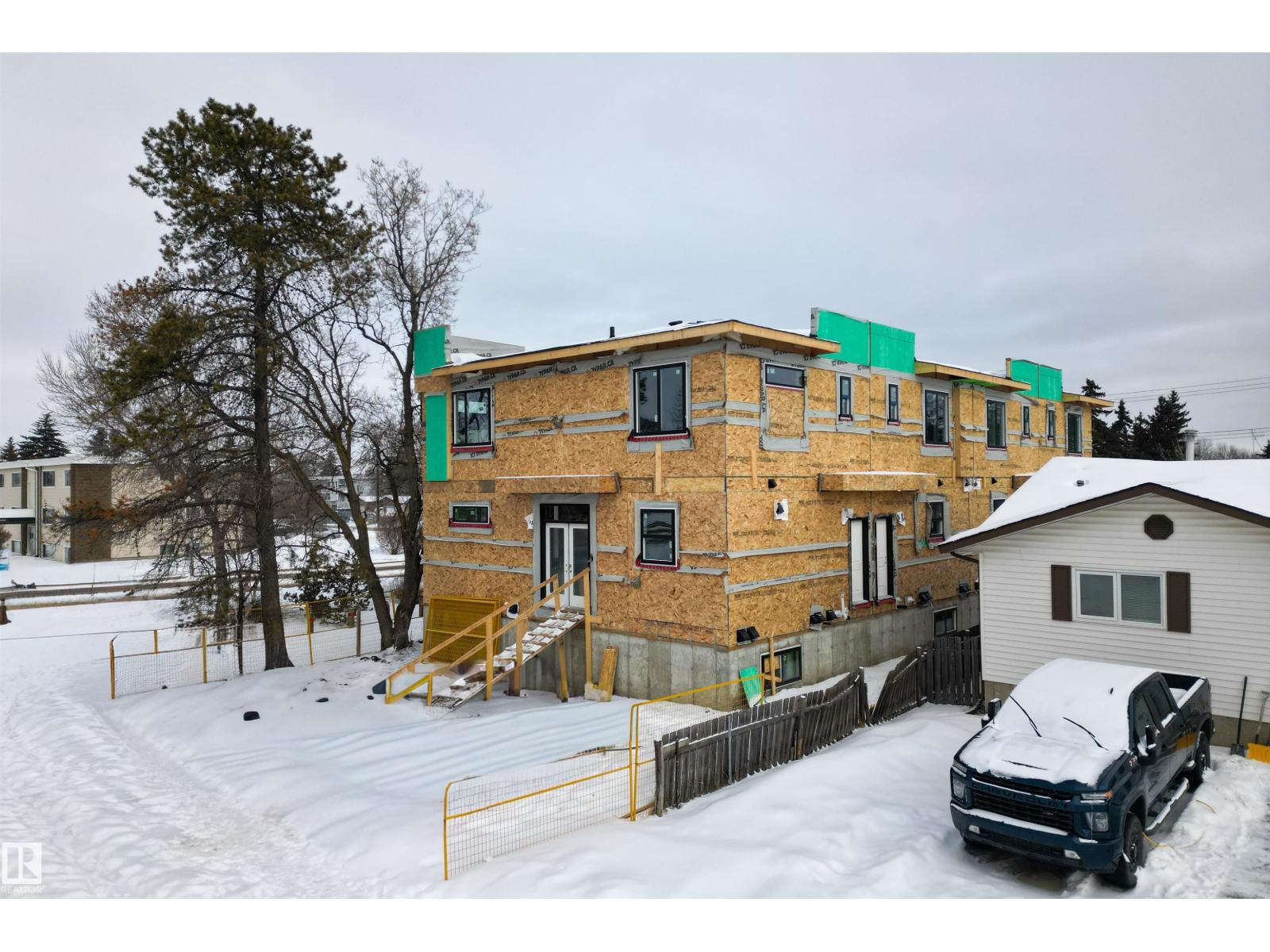 9945 154 ST NW, Edmonton