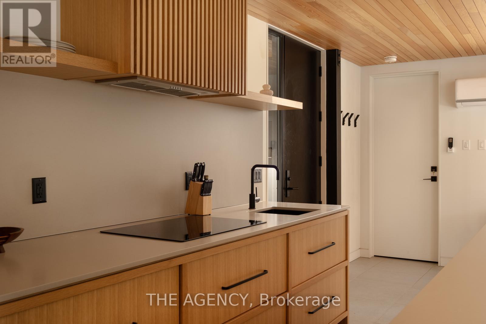 116 NEVISON DRIVE - 11