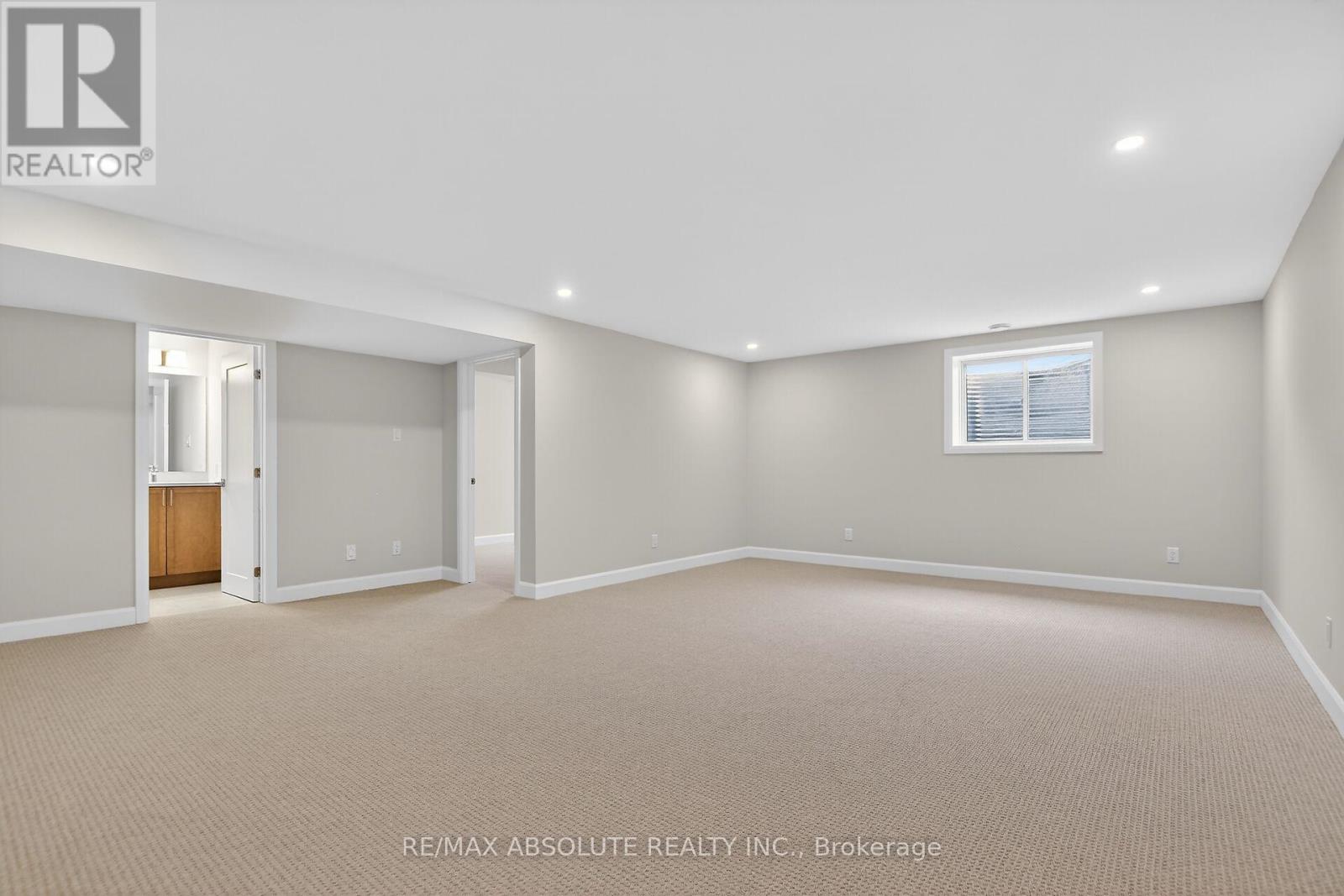 379 EQUINELLE DRIVE — photo 41
