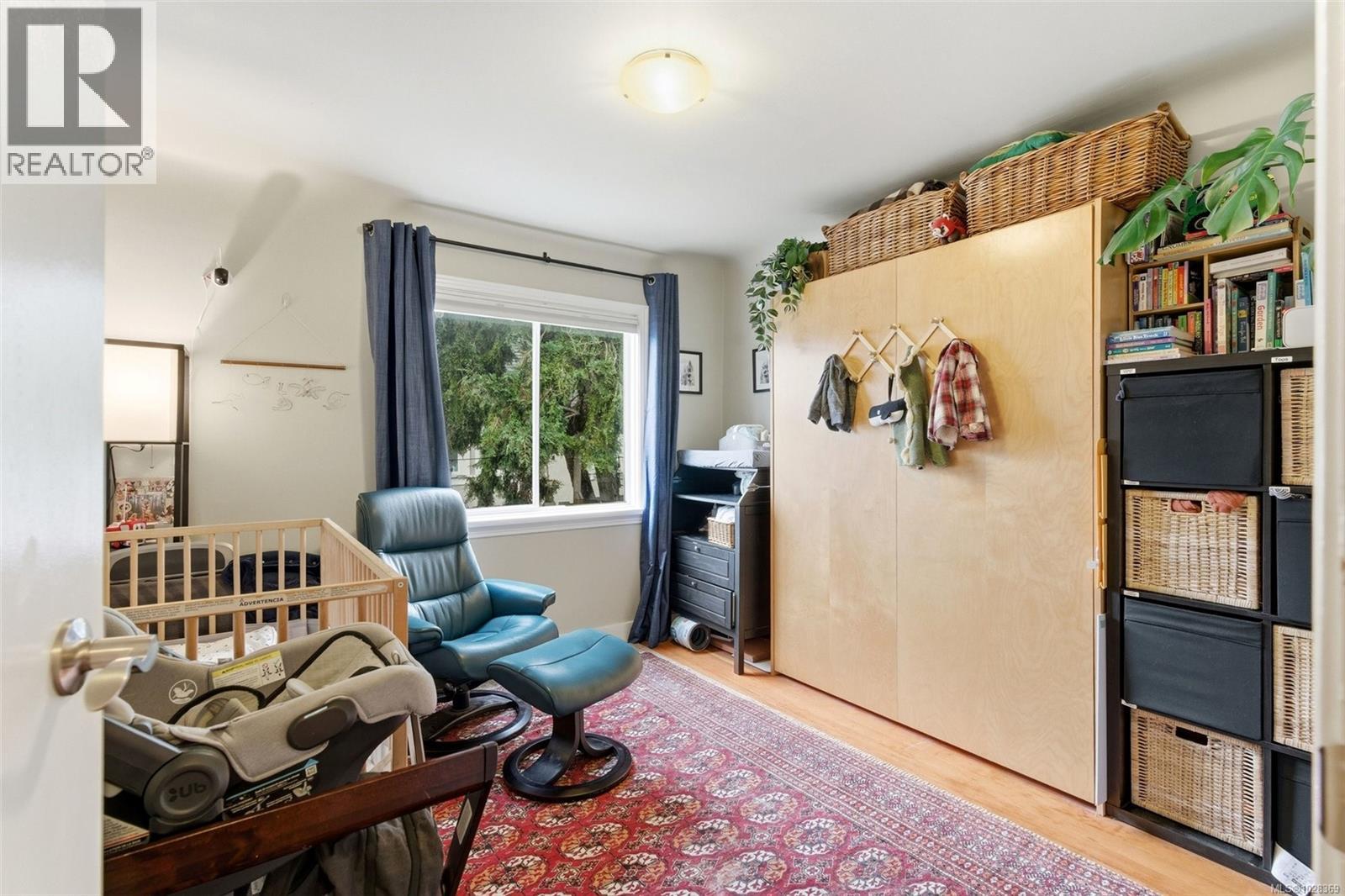  1707 Albert Avenue, Victoria