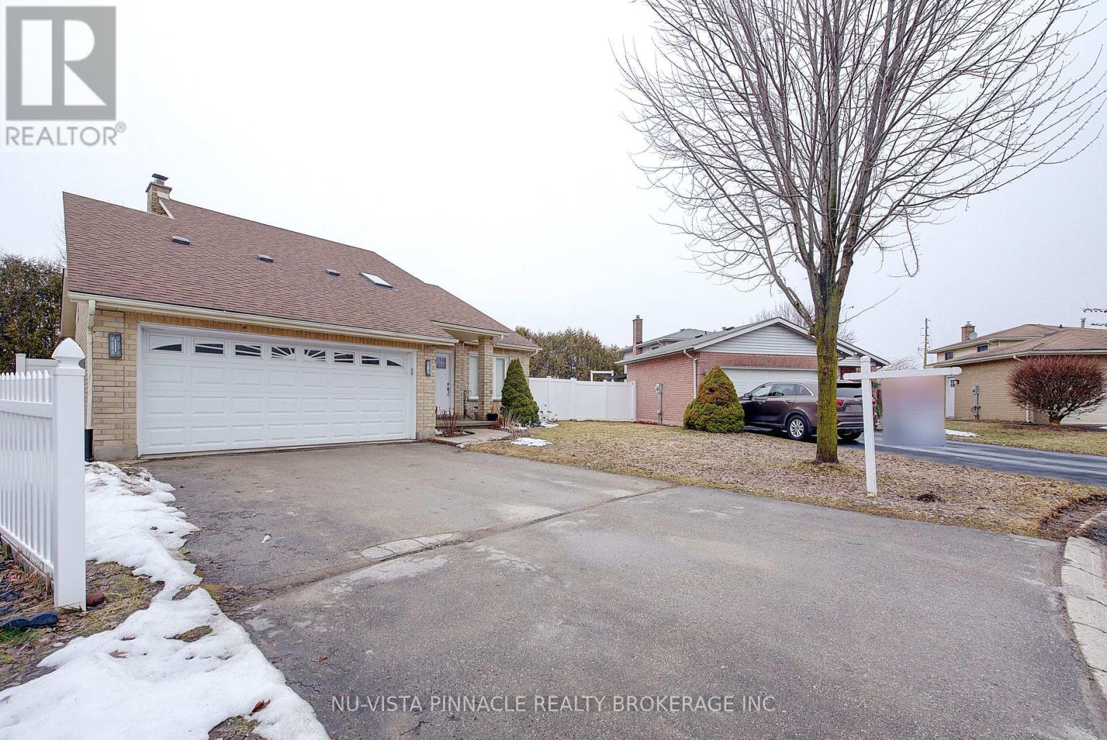 200 CONWAY COURT - 4