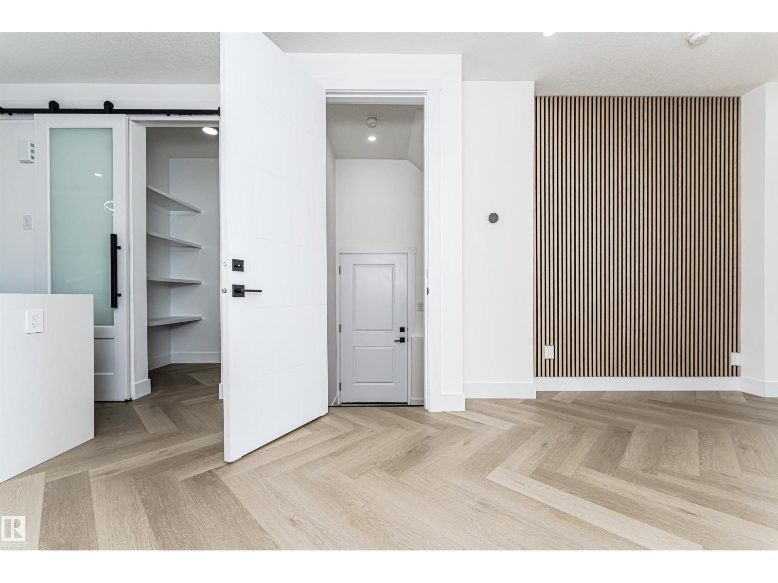 9624 86 ST NW, Edmonton