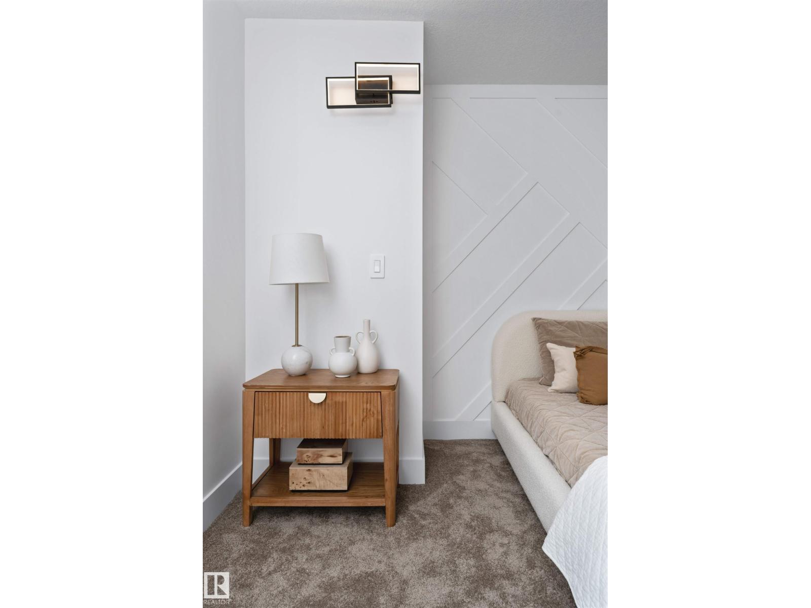 9624 86 ST NW, Edmonton