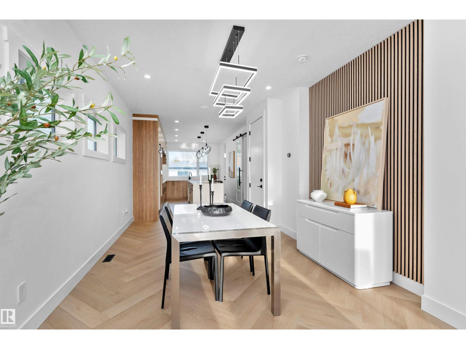 9624 86 ST NW, Edmonton