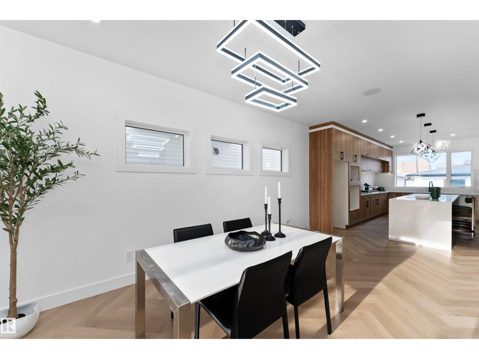 9624 86 ST NW, Edmonton