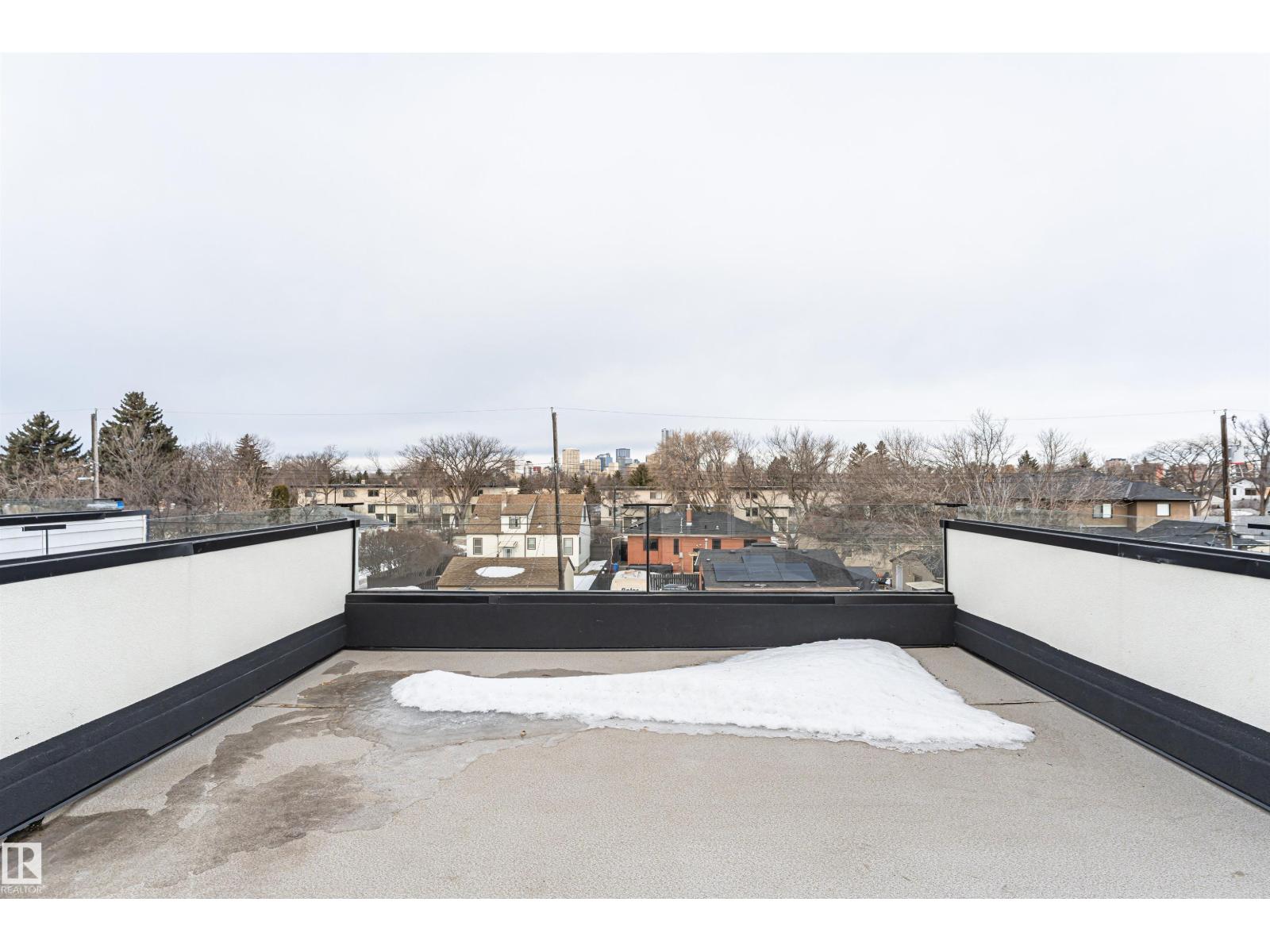 9624 86 ST NW, Edmonton