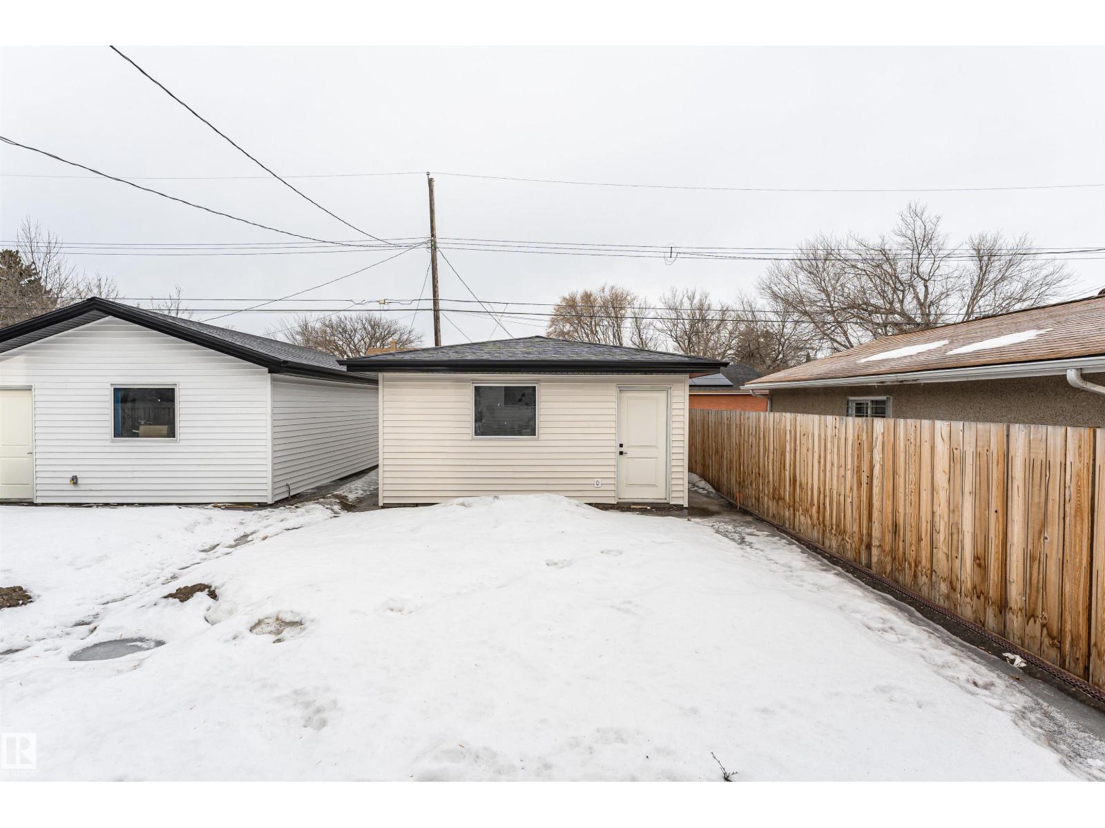 9624 86 ST NW, Edmonton