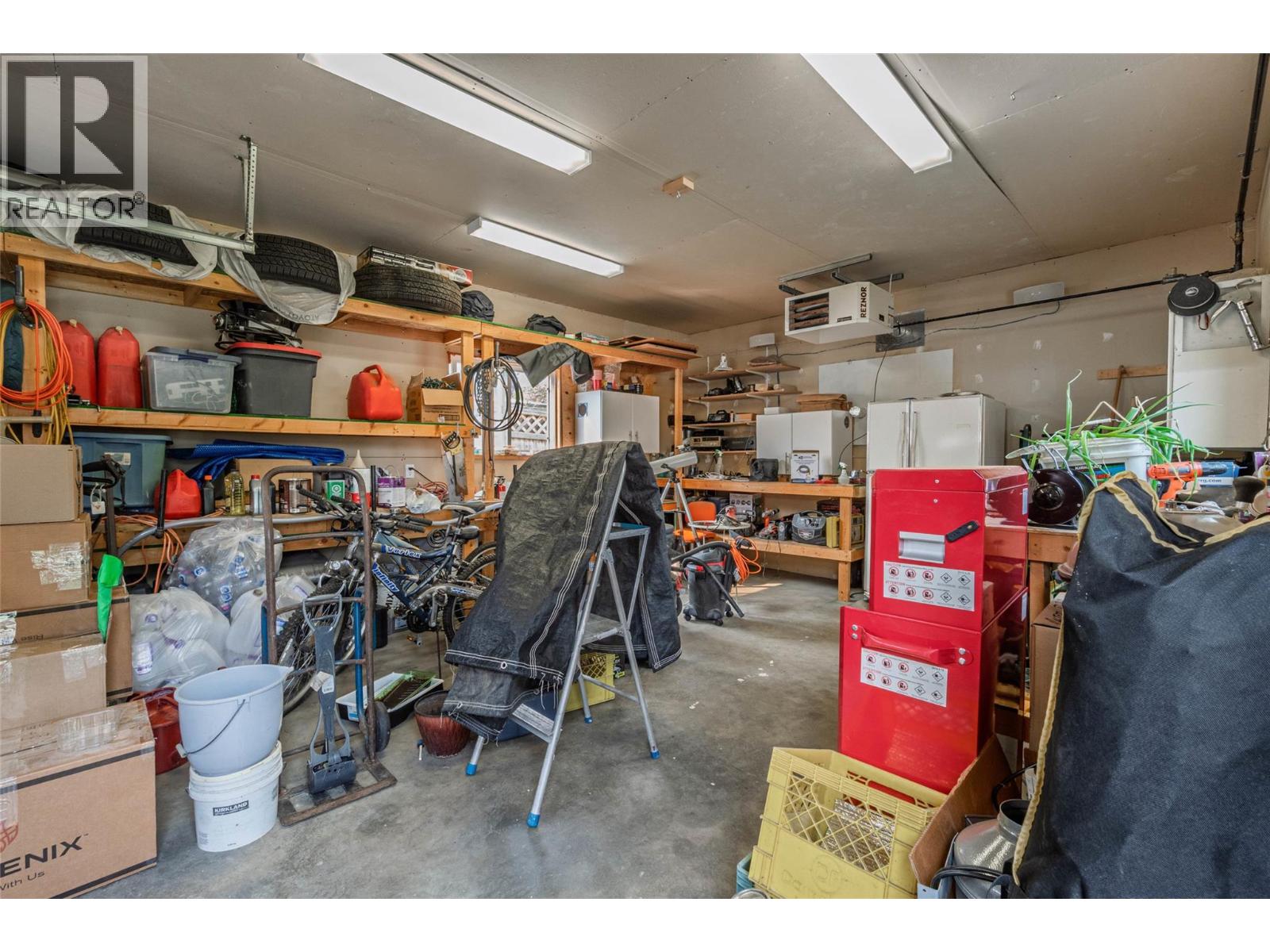 520 3RD Avenue, Keremeos