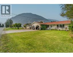 520 3RD Avenue, Keremeos