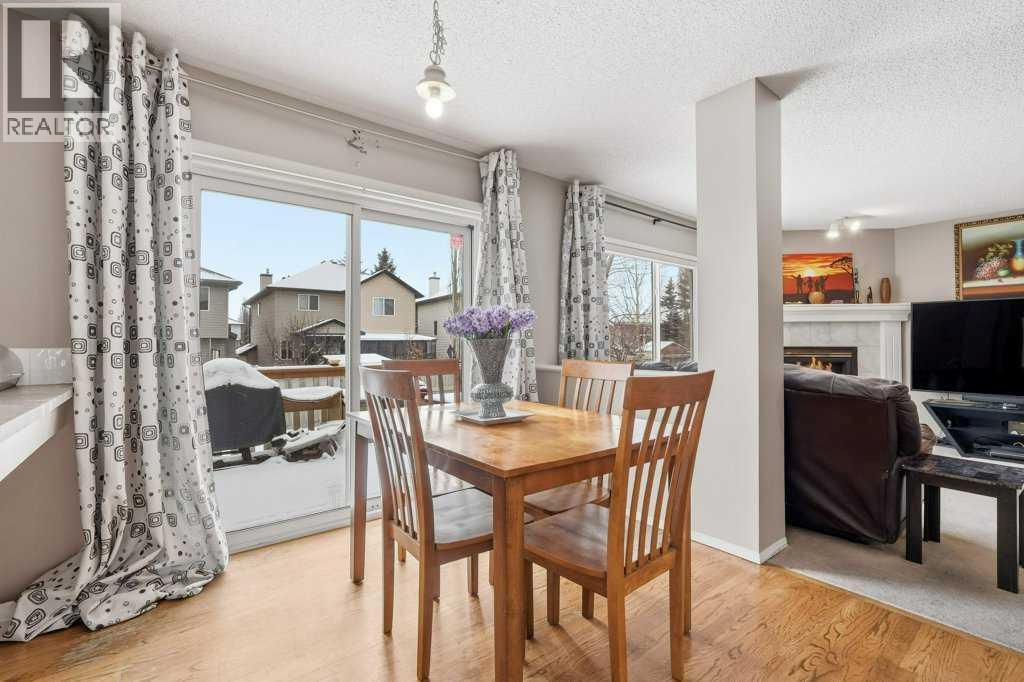 
          75 Somerset Manor Southwest
            <br/>
            <span>Calgary</span>
            , 
            <span>AB</span>
             <span>T2Y3V7</span>
         - Photo 14