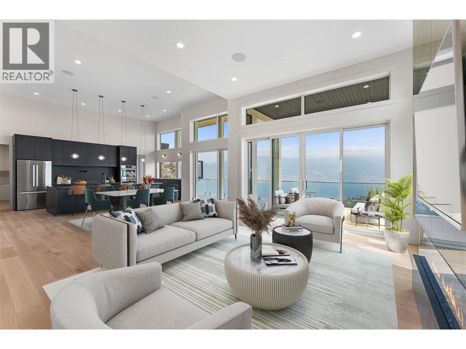 18697 Mckenzie Court, Summerland