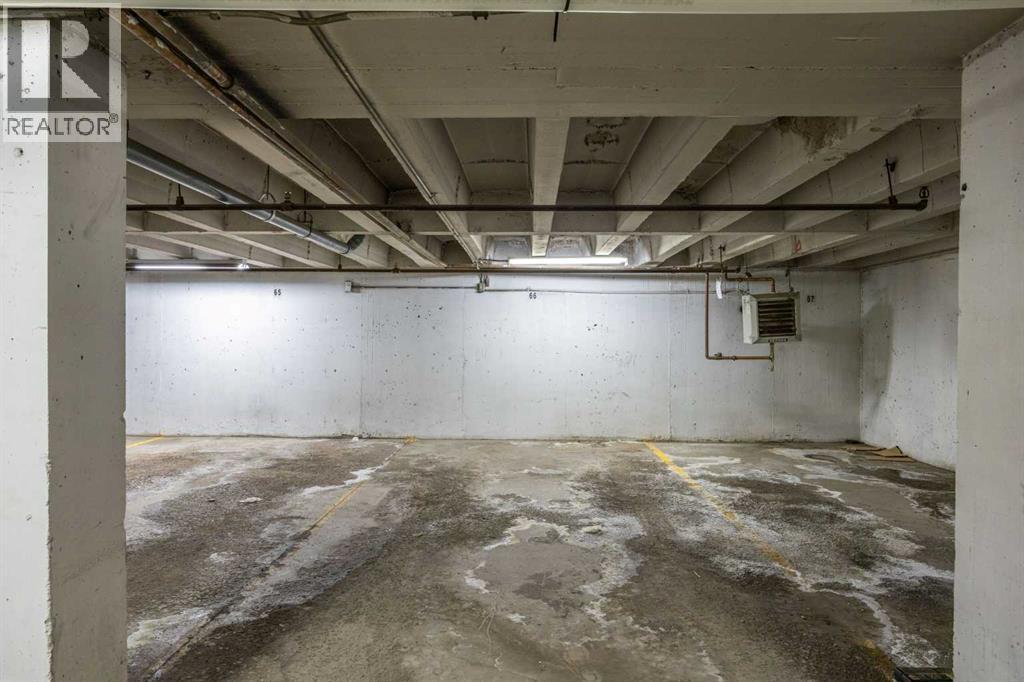 Single Family House for Sale in    Avenue SW Cliff Bungalow Calgary 